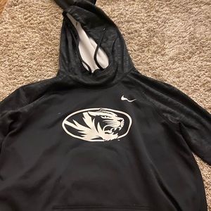 Mizzou tiger head sweatshirt women
